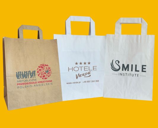 Torby papierowe z logo. Uchwyt płaski. Brązowe i białe.